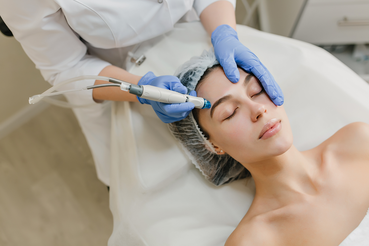 hydrafacial rejuvenezer